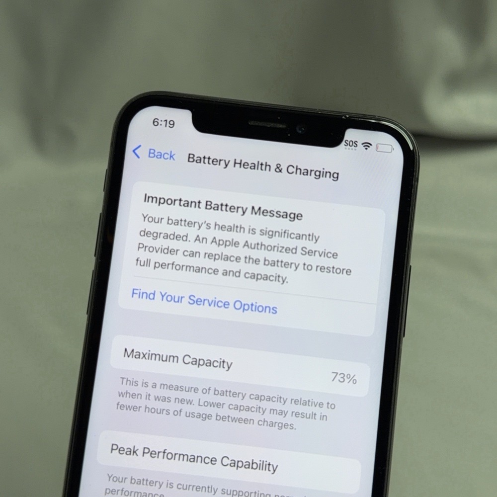 Apple iPhone XS Space Gray 256GB Factory Unlocked 73% Health - Good Condition - Picture 11 of 13